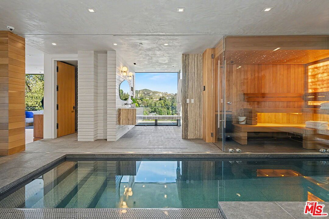 1830 Mango Way, Los Angeles, CA 90049, photo 44