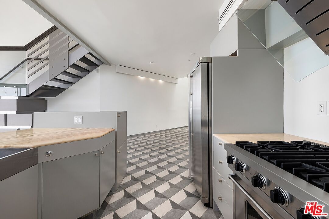 235 Main St APT 316, Venice, CA 90291, photo 8
