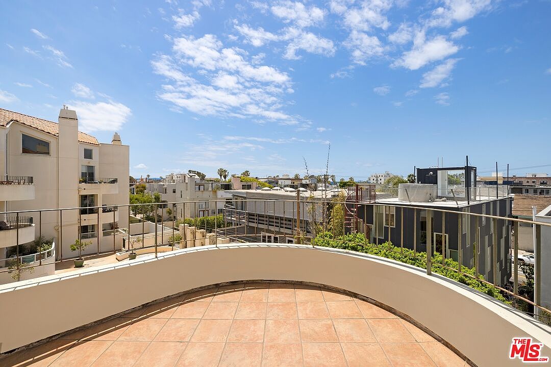 235 Main St APT 316, Venice, CA 90291, photo 17