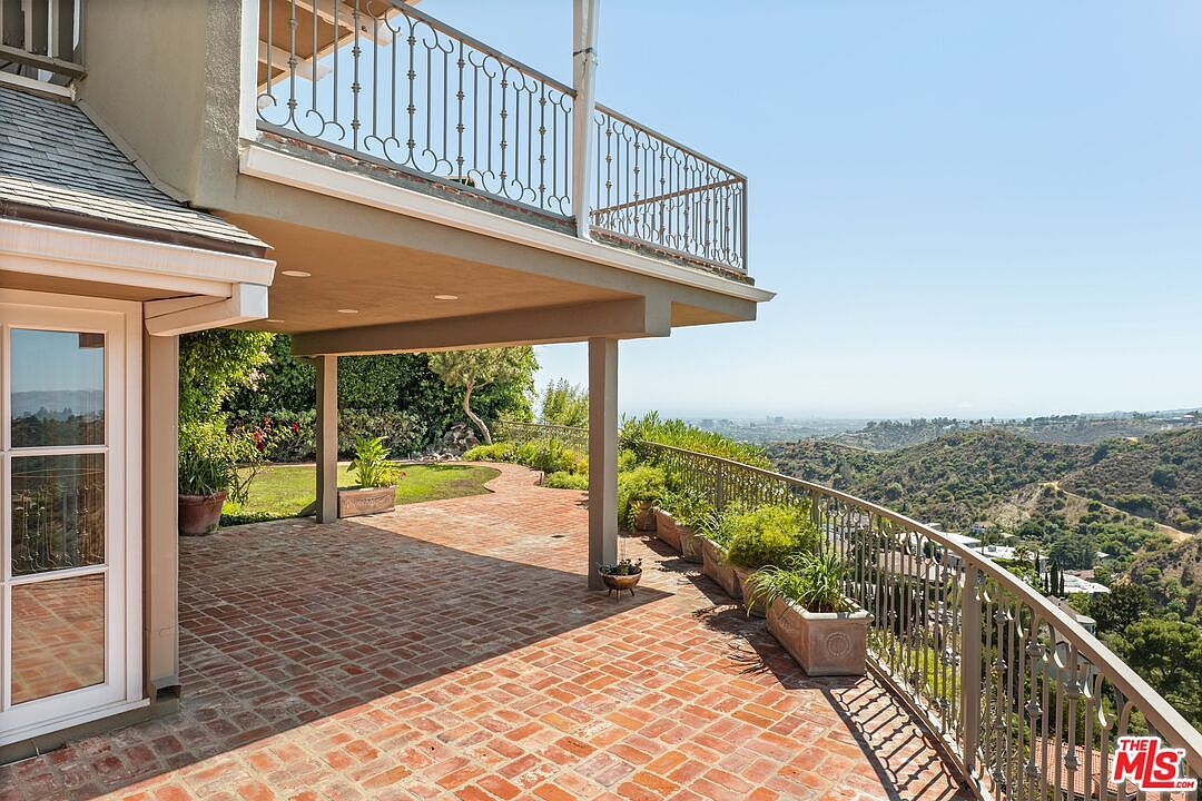 2317 Kimridge Rd, Beverly Hills, CA 90210, photo 36