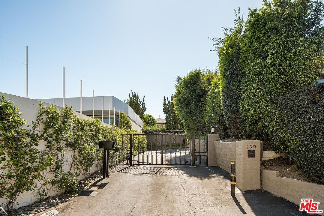 2317 Kimridge Rd, Beverly Hills, CA 90210, photo 43