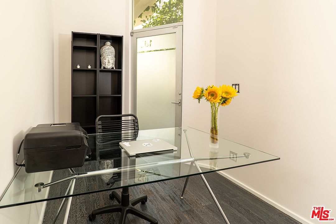 8703 W West Knoll Dr, West Hollywood, CA 90069, photo 8