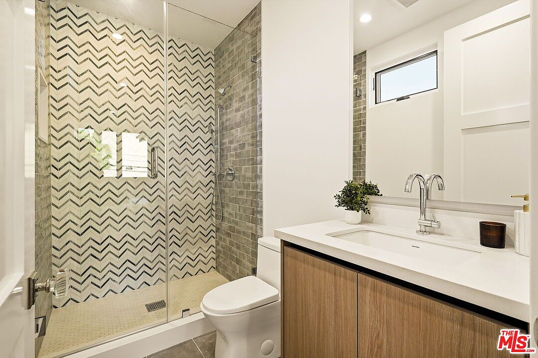 4423 Noble Ave, Sherman Oaks, CA 91403, photo 46