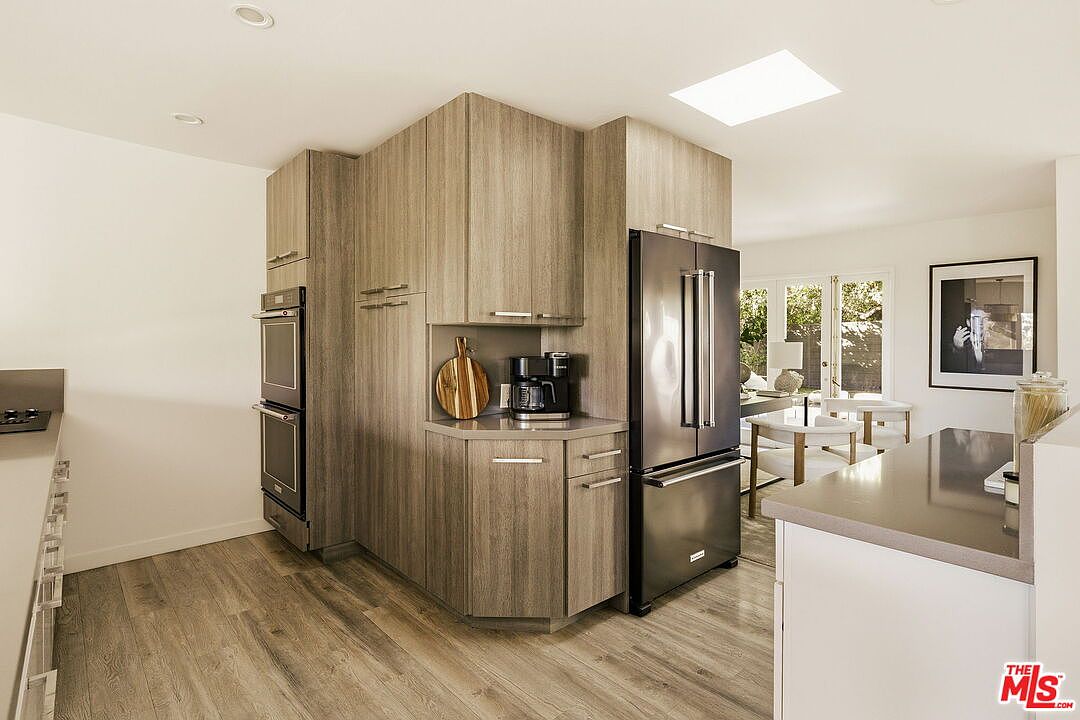 2753 La Cuesta Dr, Los Angeles, CA 90046, photo 12