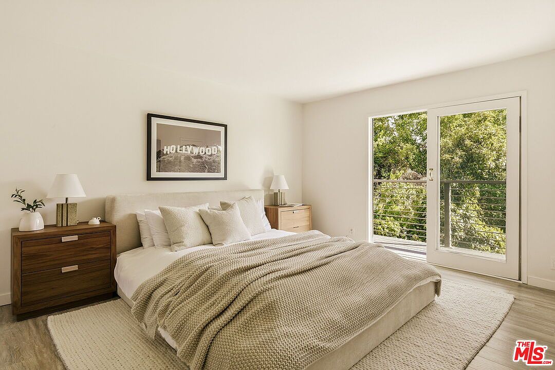 2753 La Cuesta Dr, Los Angeles, CA 90046, photo 25