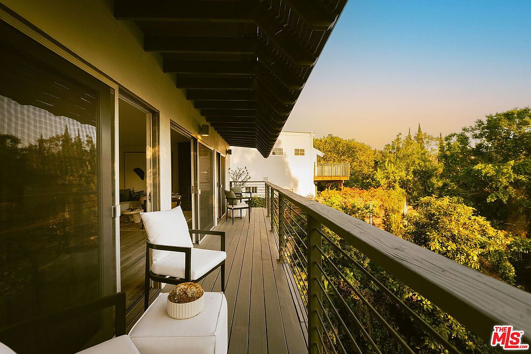 2753 La Cuesta Dr, Los Angeles, CA 90046, photo 48