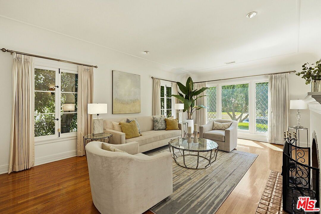 1174 Masselin Ave, Los Angeles, CA 90019, photo 4