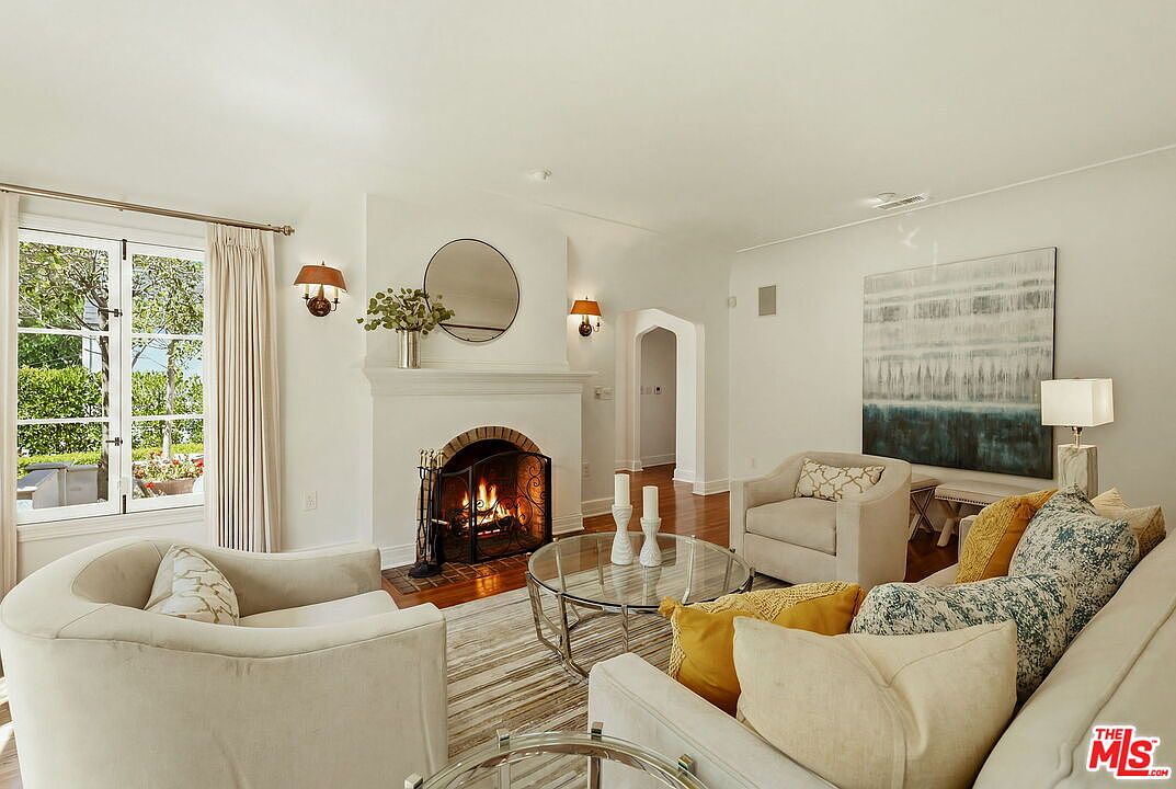 1174 Masselin Ave, Los Angeles, CA 90019, photo 7