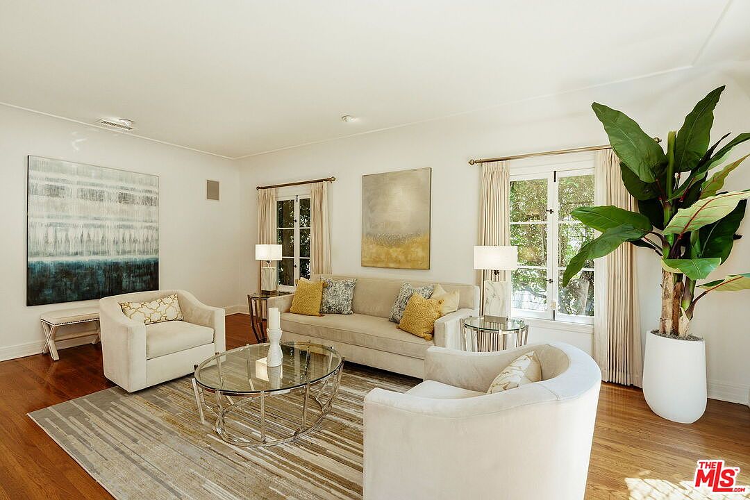 1174 Masselin Ave, Los Angeles, CA 90019, photo 8