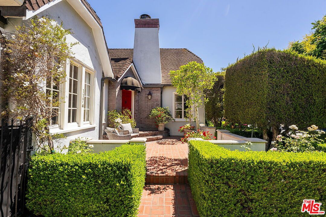 1174 Masselin Ave, Los Angeles, CA 90019, photo 47